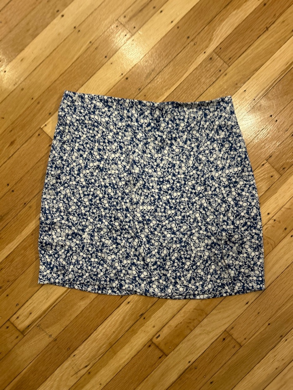 Zara Blue and White Floral Mini Skirt